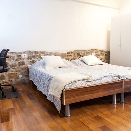 Naja'S Apartments โคเปร์ ภายนอก รูปภาพ